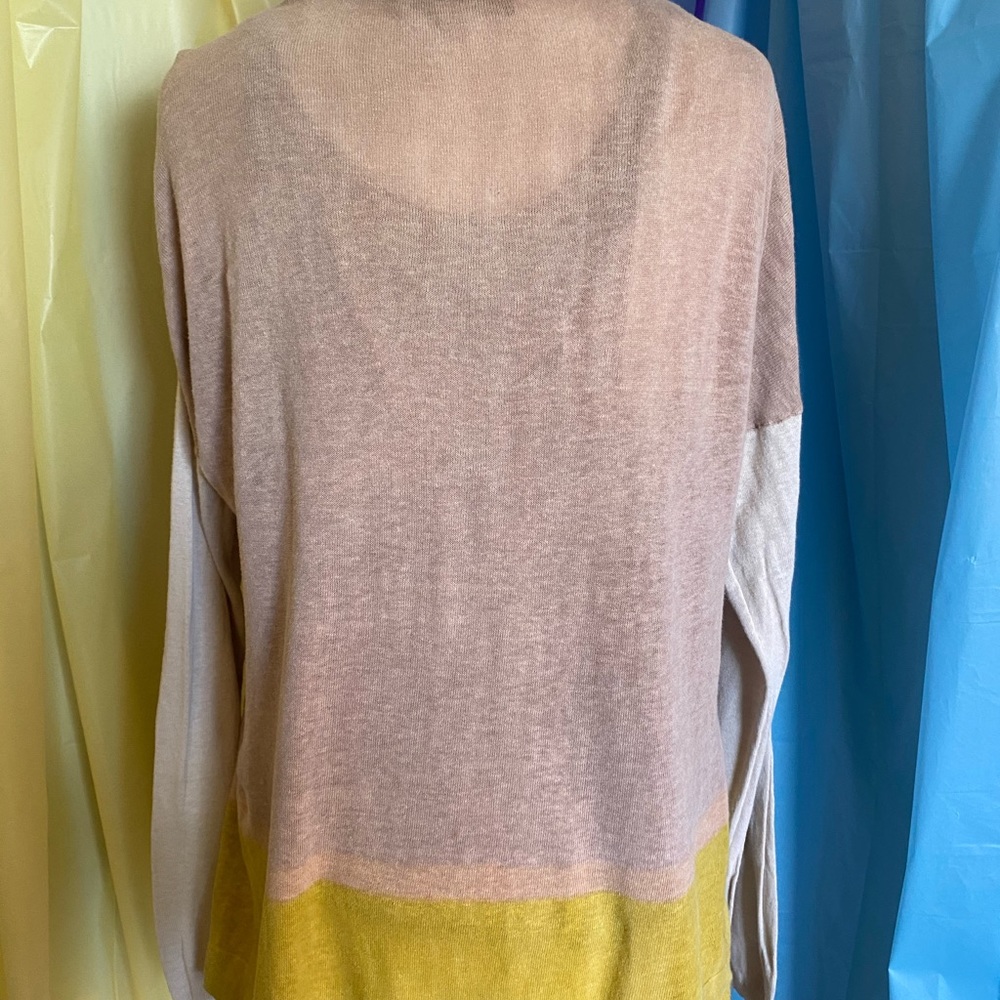 Color Block Cardigan - Picture 4 of 9